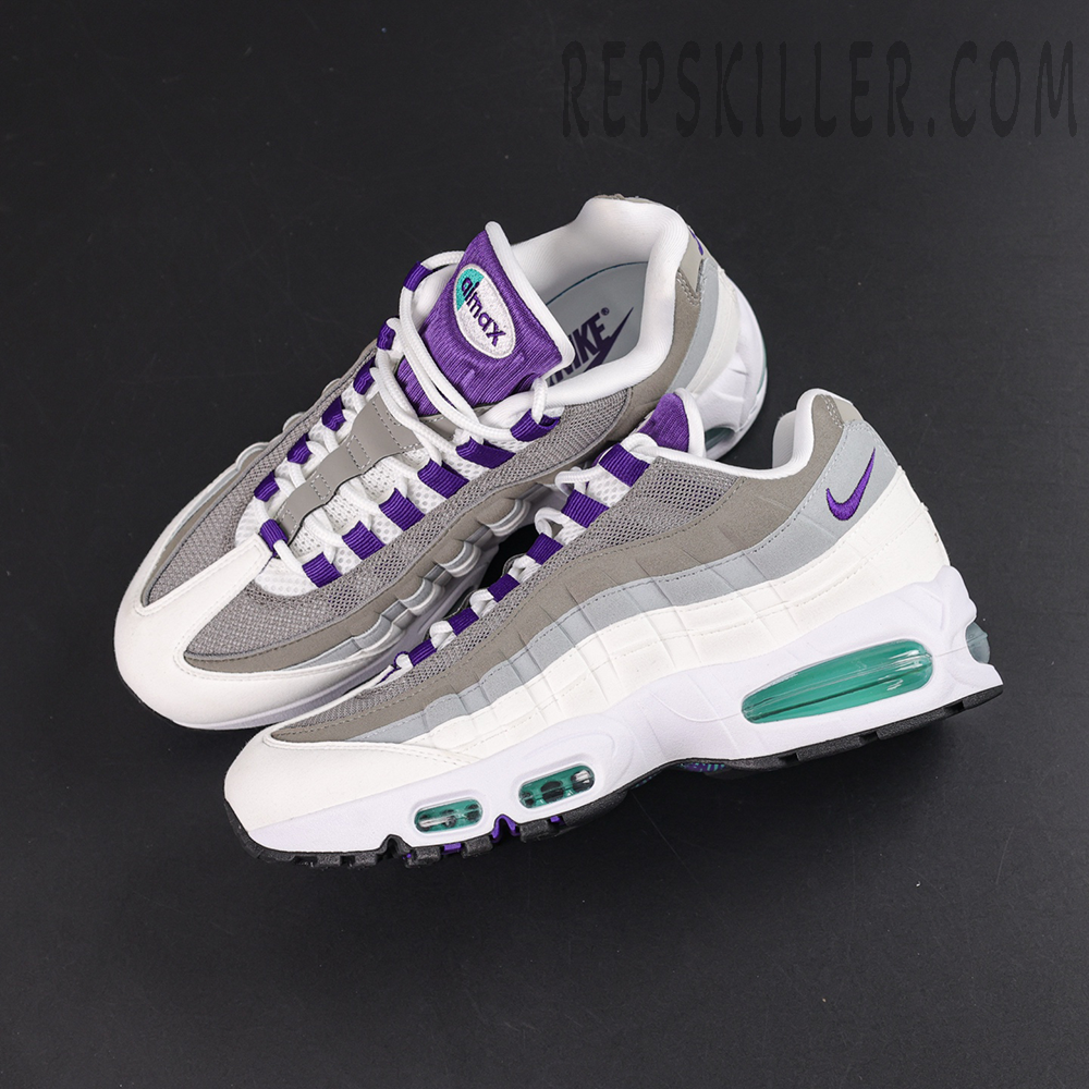 Nike Air Max 95 OG “Grape” 2026 top-down view highlighting the iconic layered wave design and purple accent details