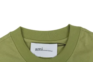 Ami Black Heart Embroidered T-Shirt Collar