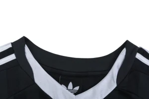 Balenciaga Color-Block Collar Manchester Crest T-Shirt Collar