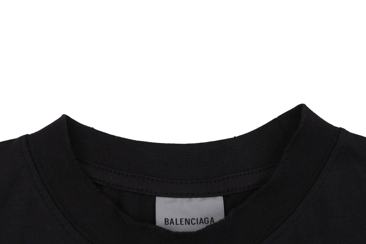 Balenciaga Street Scene Graphic T-Shirt Collar