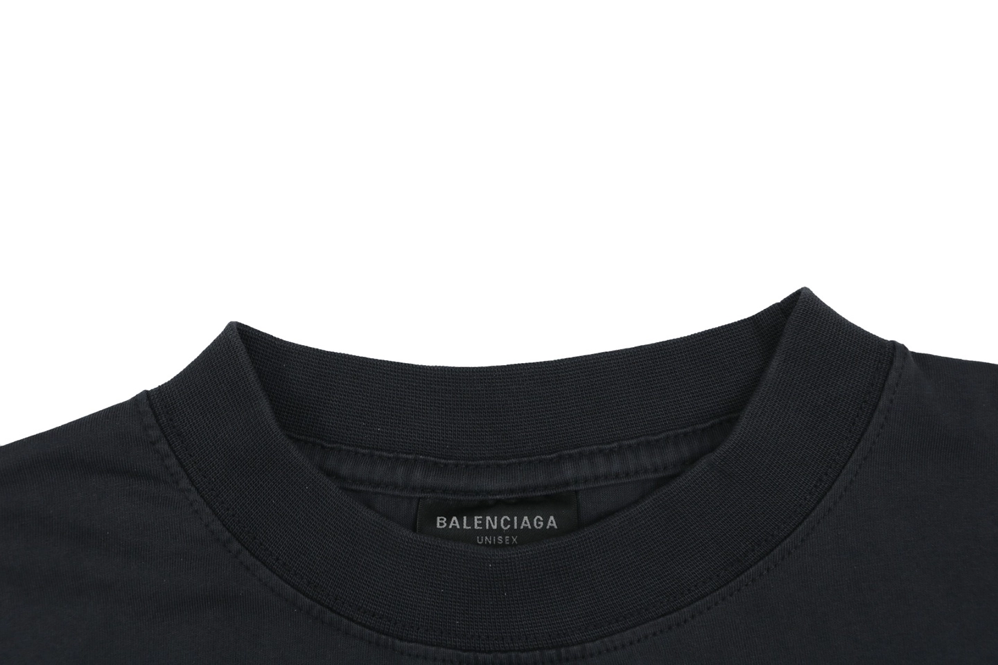 Balenciaga Vintage Crest Print T-Shirt Collar