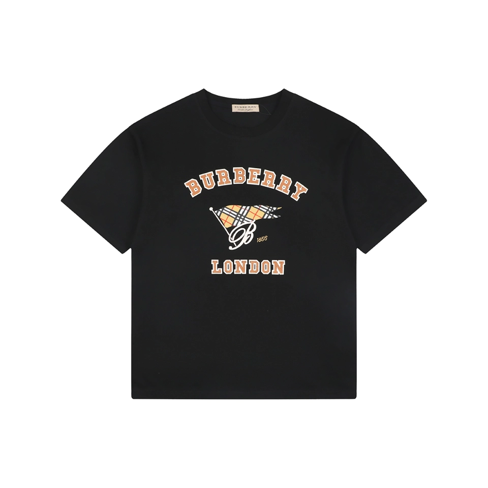 Burberry Flag Logo Print T-Shirt Black Front view