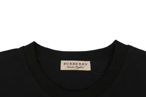 Burberry Flag Logo Print T-Shirt Black Collar