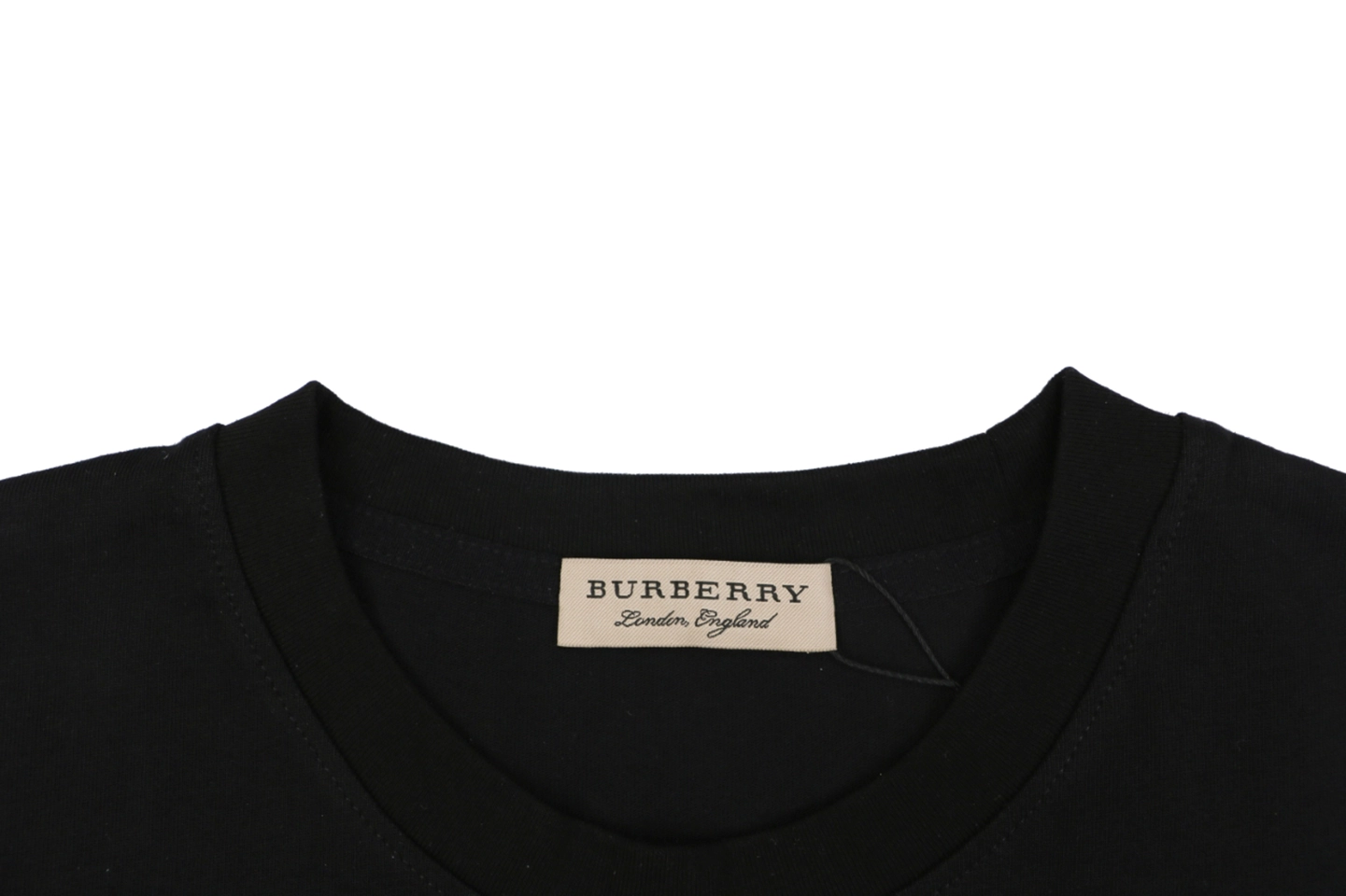 Burberry Flag Logo Print T-Shirt Black Collar