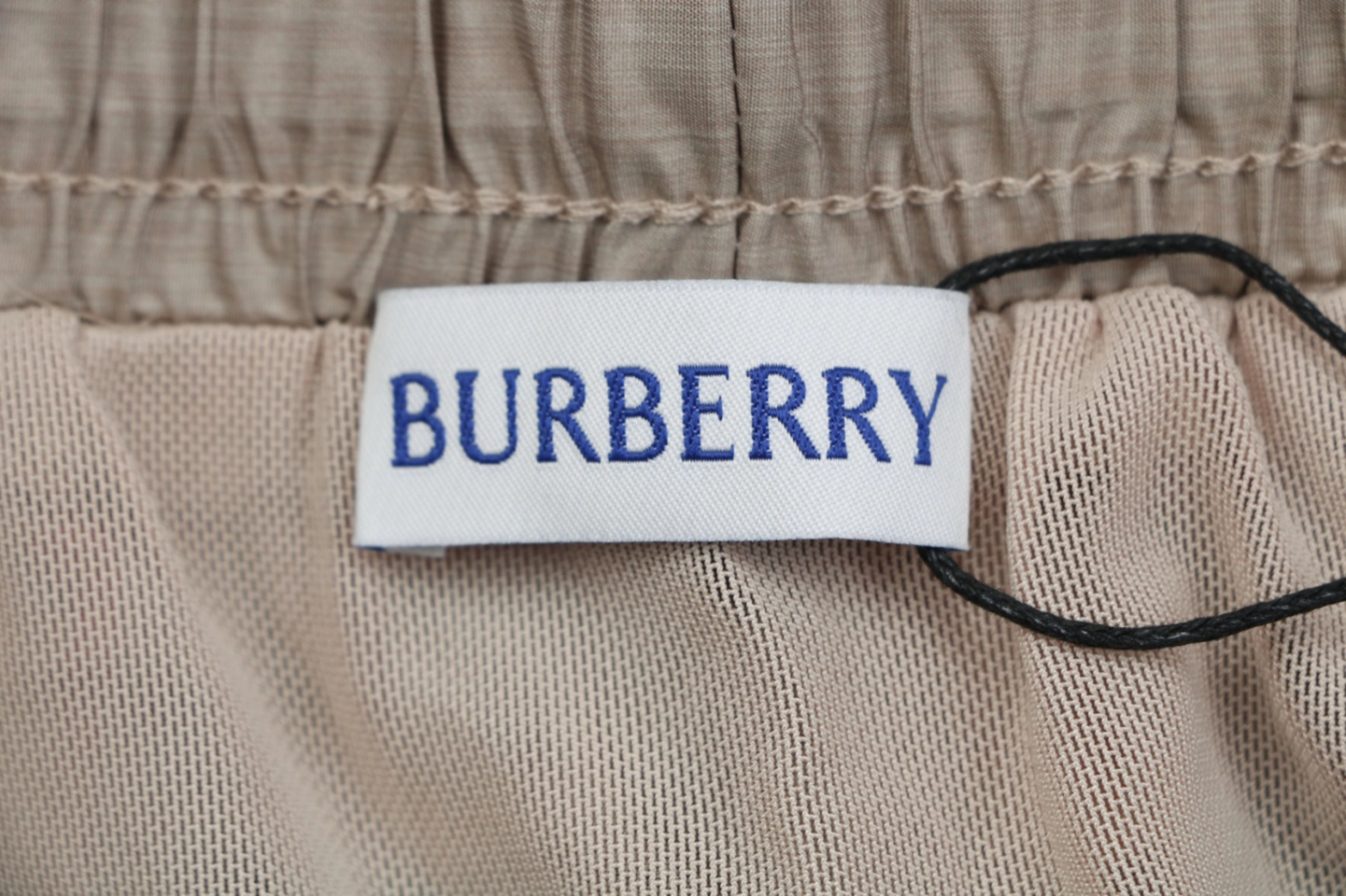 Burberry Gradient Check Pattern Shorts Grey Brand label
