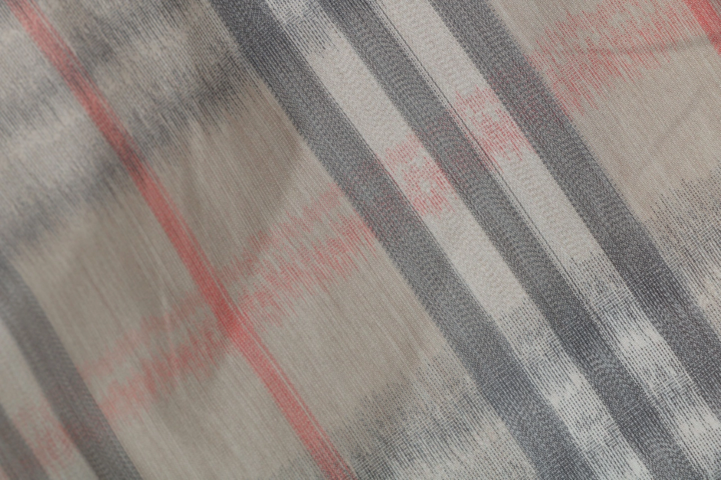 Burberry Gradient Check Pattern Shorts Grey
