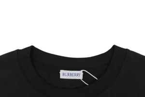 Burberry Knight Check Deck Chair Graphic T-Shirt Black Collar