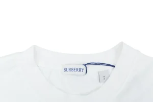 Burberry Oversized Circle Logo Print T-Shirt White Collar