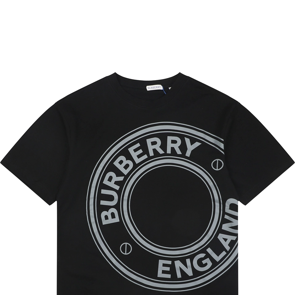 Burberry Oversized Circle Logo Print T-Shirt Black