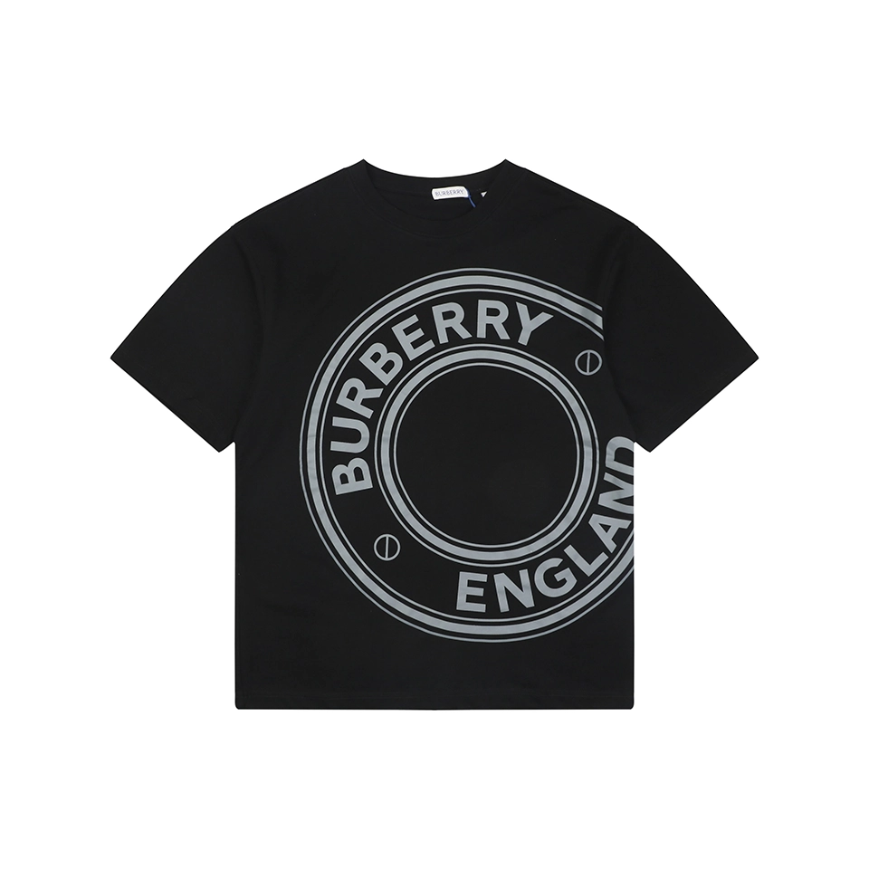 Burberry Oversized Circle Logo Print T-Shirt Black Front view