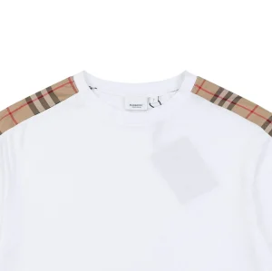 Burberry Vintage Check Shoulder Panel T-Shirt