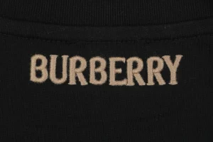 Burberry Vintage Check Trim Equestrian Knight T-Shirt Black Brand