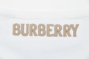 Burberry Vintage Check Trim Equestrian Knight T-Shirt White Brand