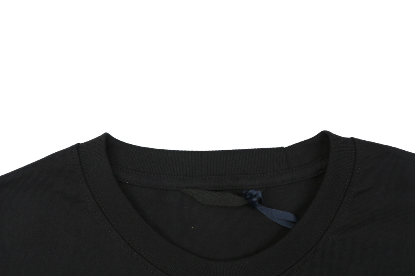 Moncler Script Logo Embroidered T-Shirt Black Collar
