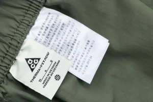 Nike ACG #FN24 Quick-Dry Utility Shorts Green Wash label