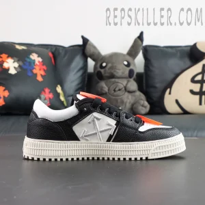 Off-White Low Top 3.0 Off Court Sneakers 'WHITE:BLACK'3.jpg