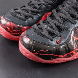 Stranger Things x Air Foamposite One Premium QS 'Black Bright Crimson'9.jpg