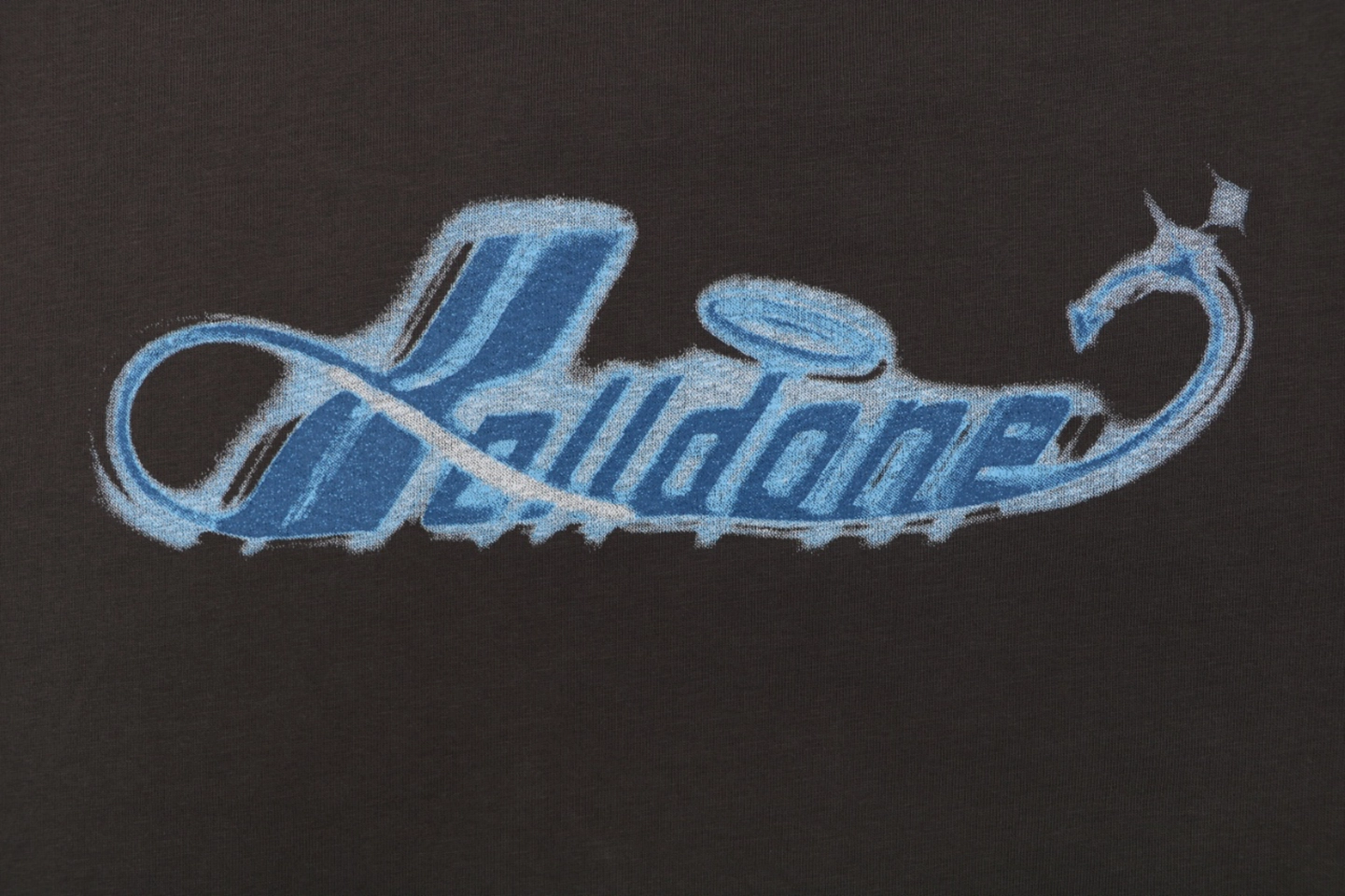 We11done Airbrush Script Logo T-Shirt Grey Front Brand Print