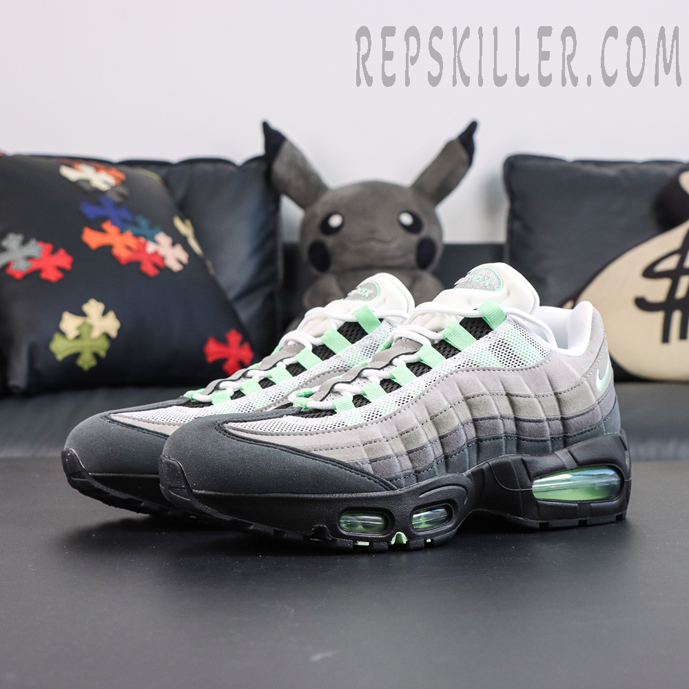 Nike Air Max 95 Big Bubble Fresh Mint front view featuring the retro runner silhouette with modern color blocking