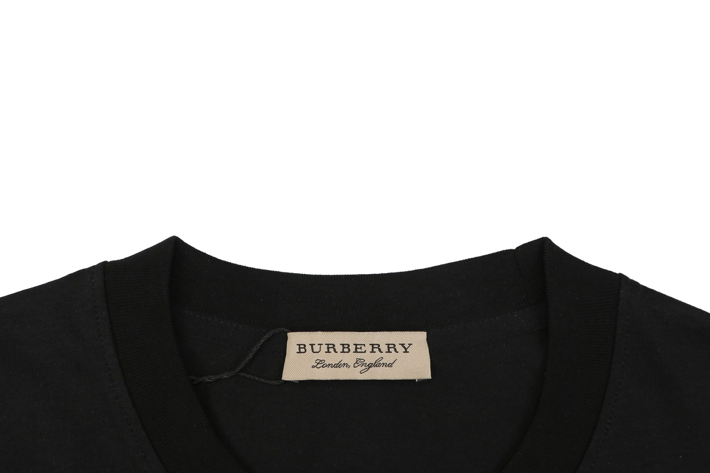 Burberry Check Knight Emblem T-Shirt18.jpeg