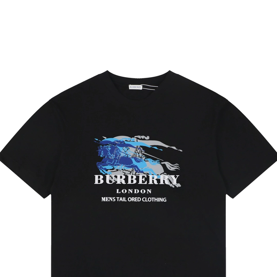 Burberry Phantom Equestrian Knight Logo Print T-Shirt Black