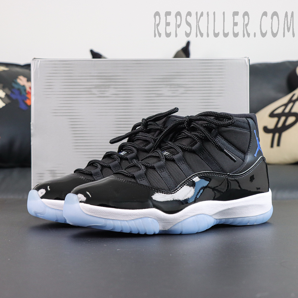 Jordan 11 Retro ‘Space Jam’ with shoe box featuring black upper, white midsole and icy blue outsole