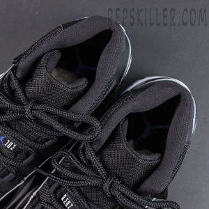 Jordan 11 Retro ‘Space Jam’ collar and interior detail featuring padded lining for enhanced comfort and support