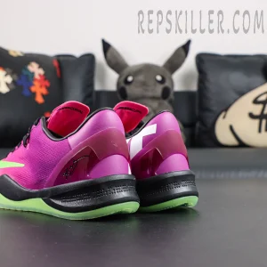 Kobe 8 “Mambacurial” rear angled detail featuring the gradient heel counter with Kobe signature branding for added depth and identity