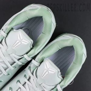 Kobe 9 Low EM Protro “Light Silver” collar and tongue detail featuring a padded lining and Kobe Sheath logo for enhanced comfort and support