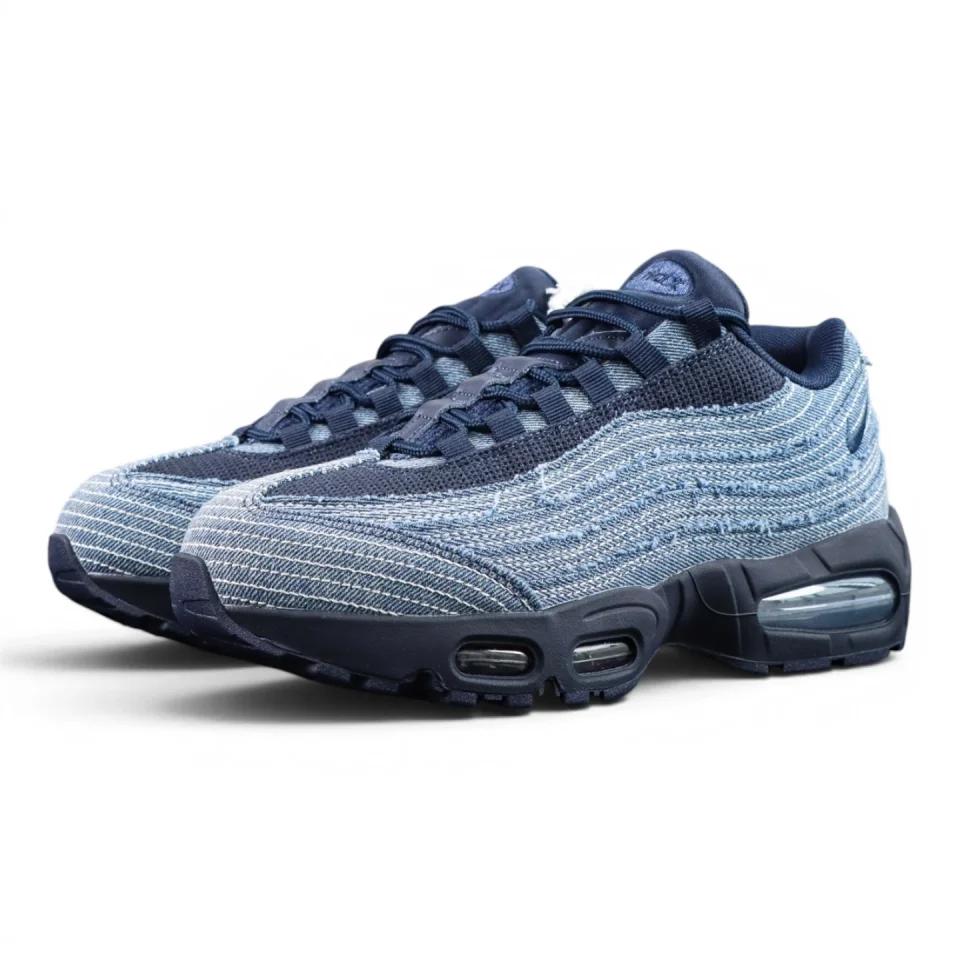 Levi's x Air Max 95 OG 'Obsidian'