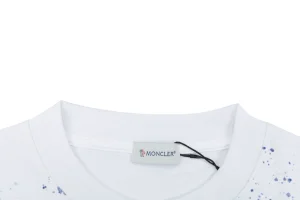 Moncler Oversized Spray Logo T-Shirt White Collar