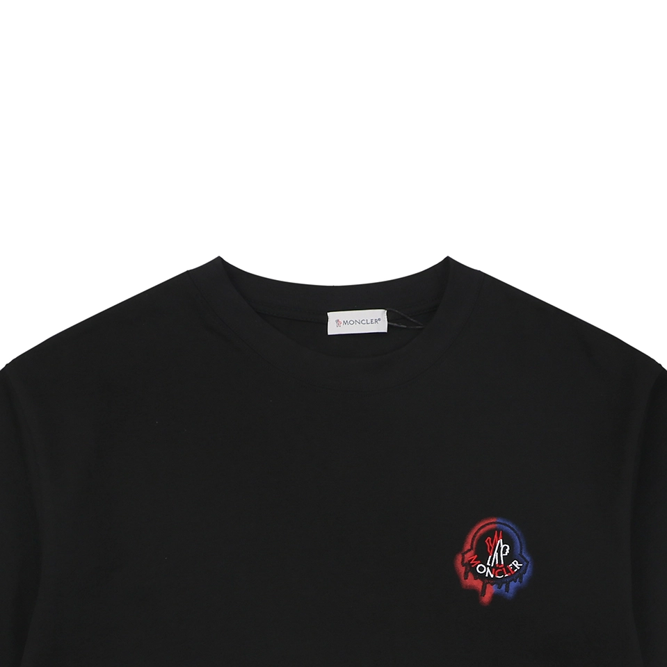 Moncler Red & Blue Gradient Embroidered Logo T-Shirt Black