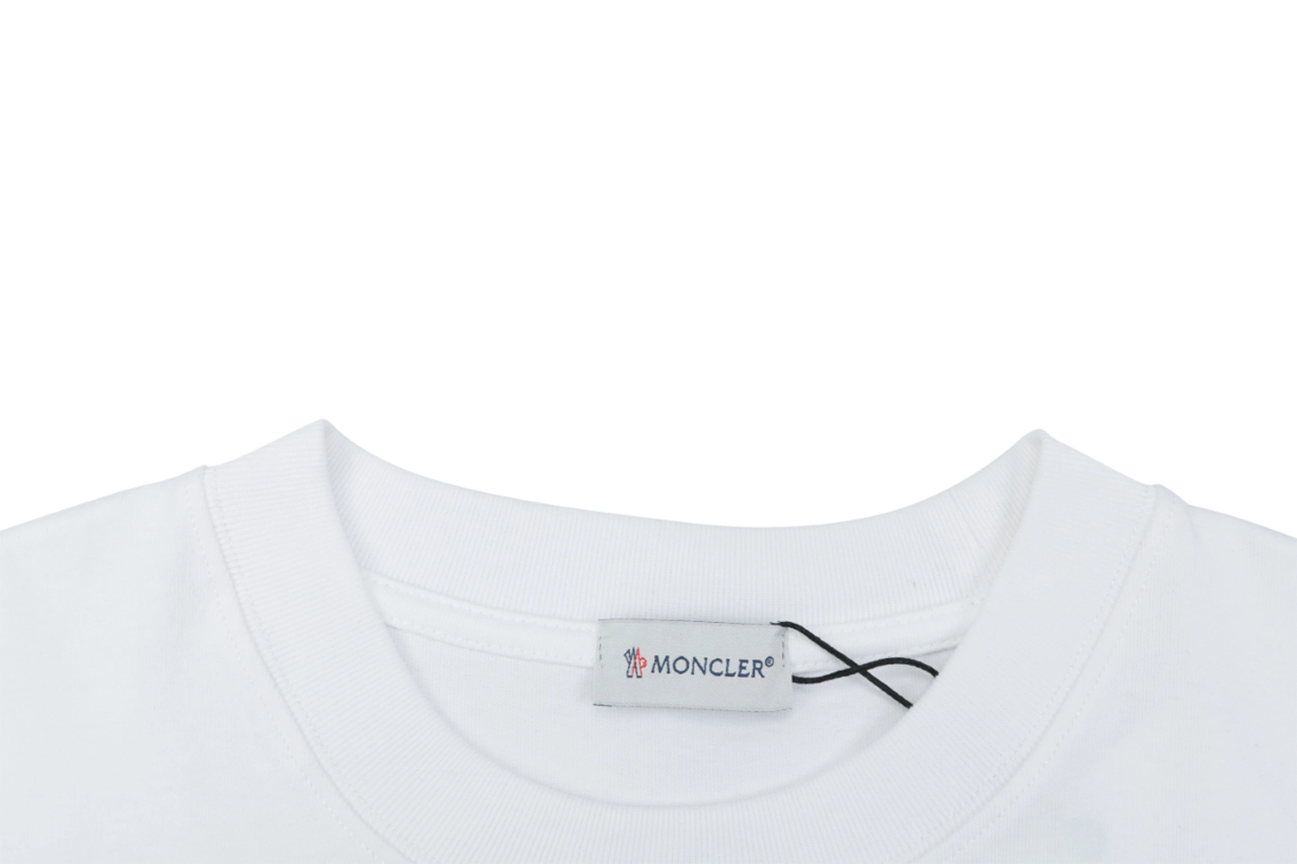 Moncler Red & Blue Gradient Embroidered Logo T-Shirt White Collar