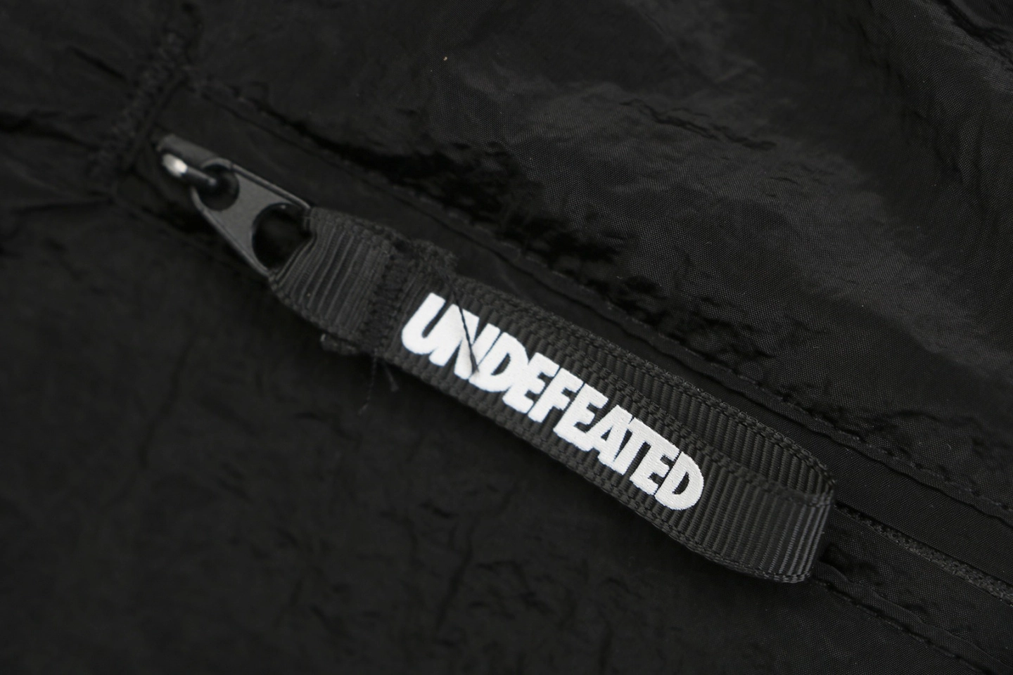 Undefeated Five Stripes Woven Shorts Black Zipper puller