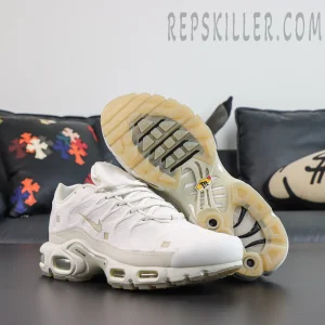 A-Cold-Wall x Air Max Plus 'Platinum Tint'9.jpg