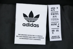 Adidas Originals JC6358 Trefoil 3-Stripes Track Jacket Black Brand label