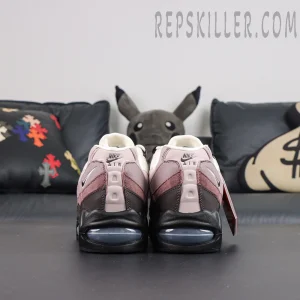Nike Air Max 95 ‘Big Bubble - Black Tattoo Light Violet Ore’ heel view featuring Light Violet Ore collar details, black heel panels and visible Air cushioning