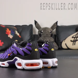 Nike Air Max Plus OG ‘Voltage Purple’ rear angle view featuring a purple and black color scheme with a white midsole and red Max Air cushioning windows
