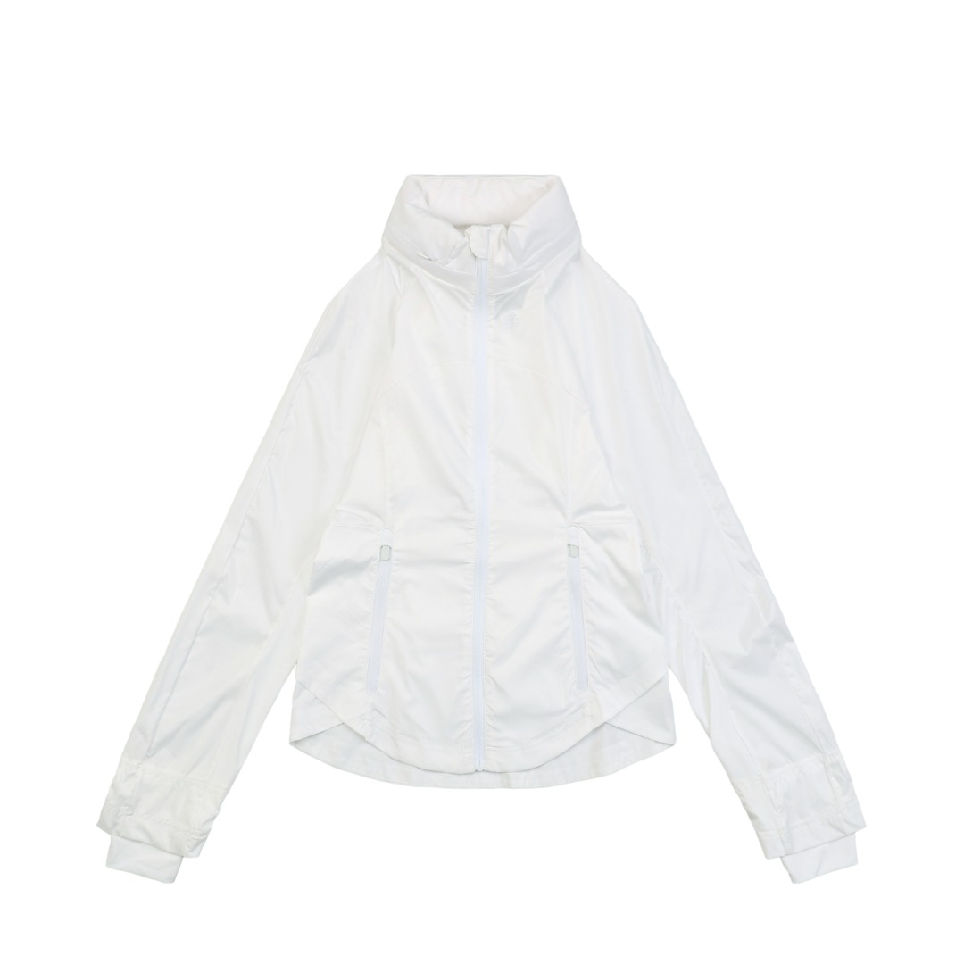 Lululemon Women’s Hooded Sun-Protective Windbreaker Front view